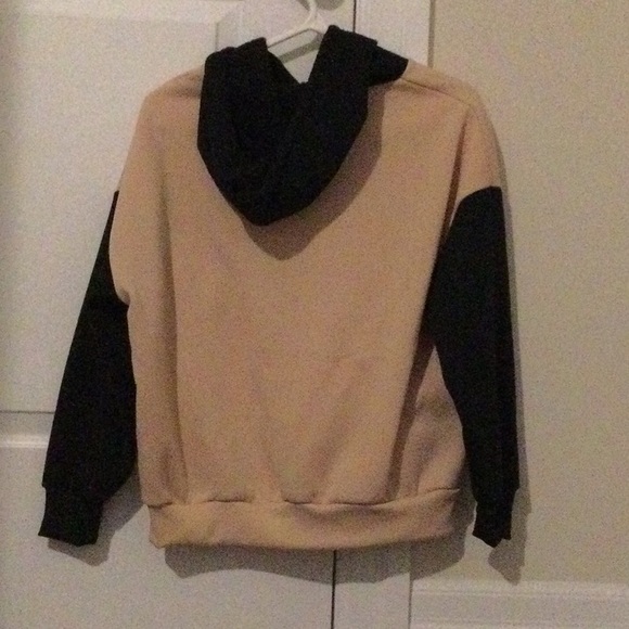 Shein- Colorblock Drawstring Pocket Thermal Lined Hoodie - Picture 2 of 6